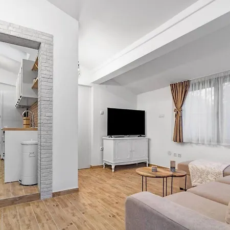 Hidden Gem With Pool In Kastel Stafilic - Two Bedroom With Pool Holiday home