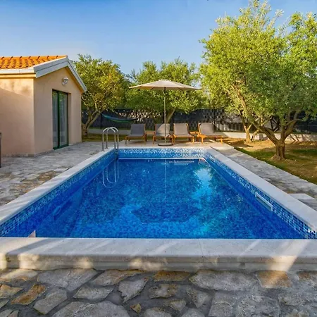 Hidden Gem With Pool In Kastel Stafilic - Two Bedroom With Pool Holiday home *