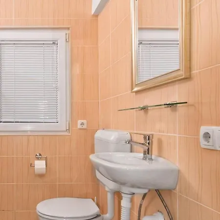 Hidden Gem With Pool In Kastel Stafilic - Two Bedroom With Pool Holiday home Kastela